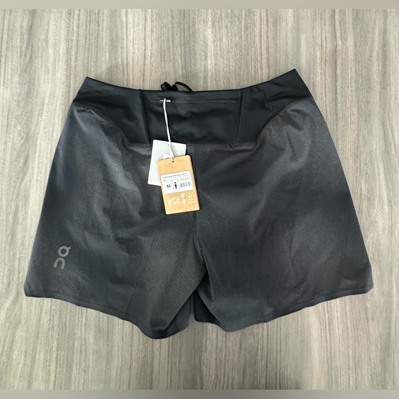 On Running Men's Lightweight Shorts Lumos - Picture 2 of 7